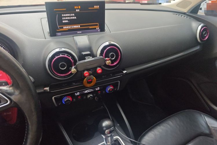 Used Audi A3 2014 Sportback 35 TFSI Automatic Luxury Model Audio And AC Panel