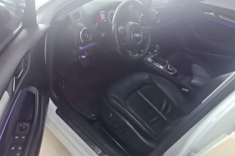 Used Audi A3 2014 Sportback 35 TFSI Automatic Comfort Model Driver Seat