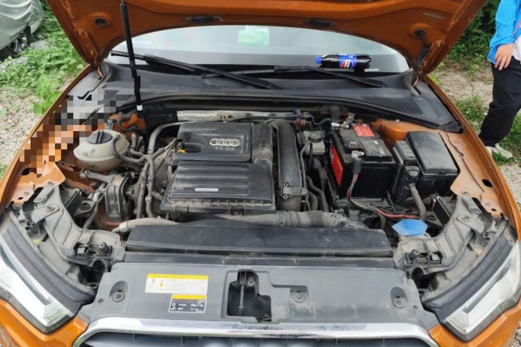 Used Audi A3 2014 Limousine 35 TFSI Automatic Fashion Model Engine Bay
