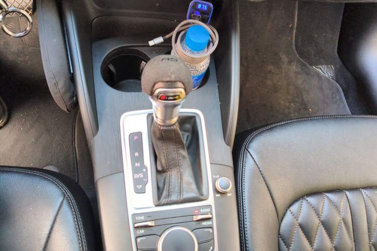 Used Audi A3 2014 Sportback 35 TFSI Automatic Style Edition Gear Lever