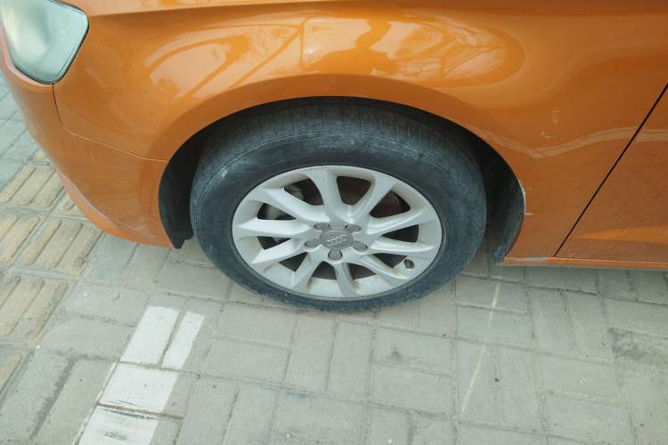 Used Audi A3 2014 Sportback 35 TFSI Automatic Style Edition Left Front Wheel Hub