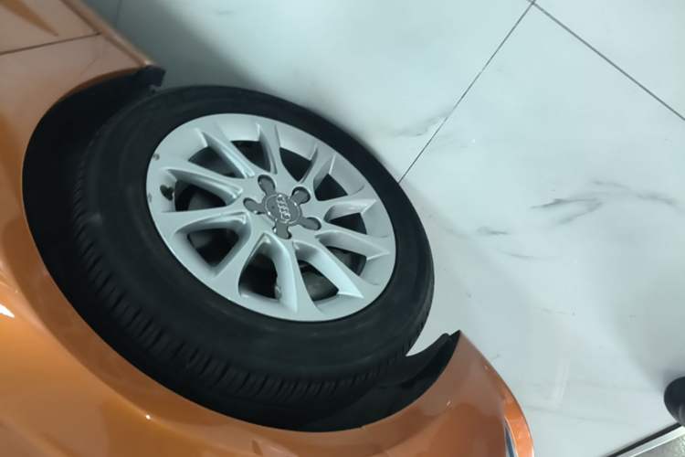 Used Audi A3 2014 Sportback 35 TFSI Automatic Style Edition Left Front Wheel Hub