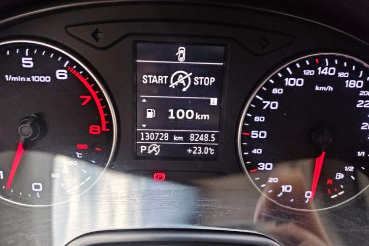 Used Audi A3 2014 Sportback 35 TFSI Automatic Ambition Edition Odometer Close Up
