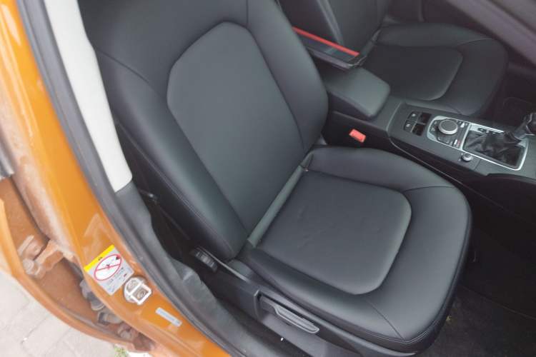 Used Audi A3 2014 Sportback 35 TFSI Automatic Style Edition Right Front Seat