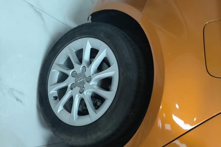 Used Audi A3 2014 Sportback 35 TFSI Automatic Style Edition Right Rear Wheel Hub