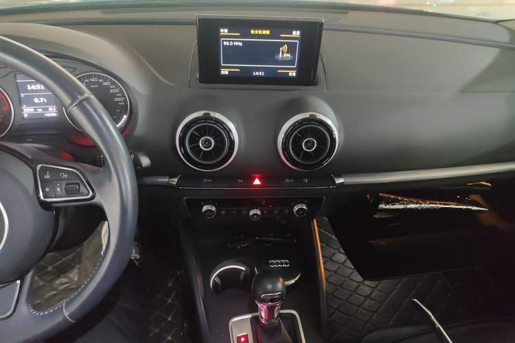 Used Audi A3 2015 Sportback 35 TFSI Millionth Anniversary Comfort Model Audio And AC Panel