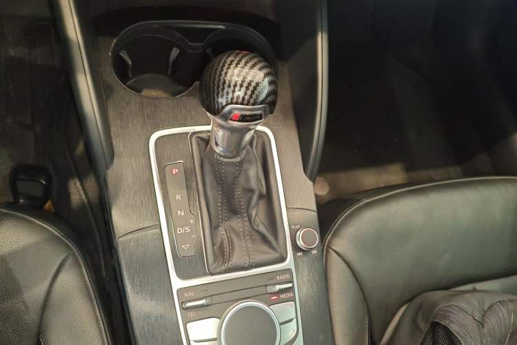 Used Audi A3 2015 Cabriolet 40 TFSI Gear Lever
