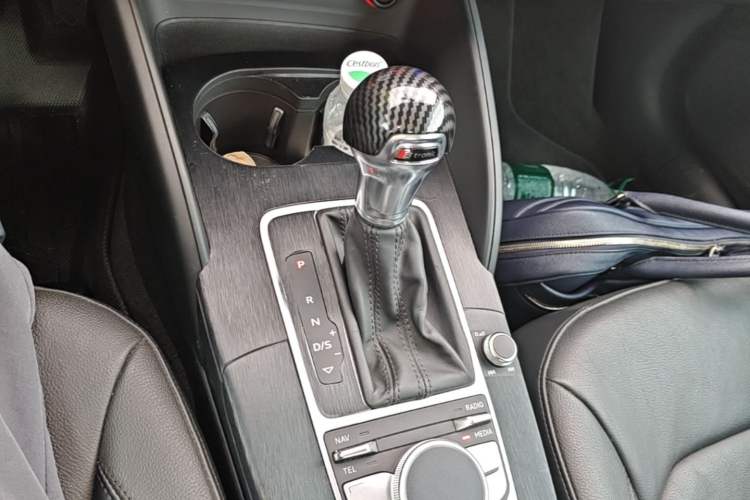 Used Audi A3 2015 Cabriolet 40 TFSI Gear Lever