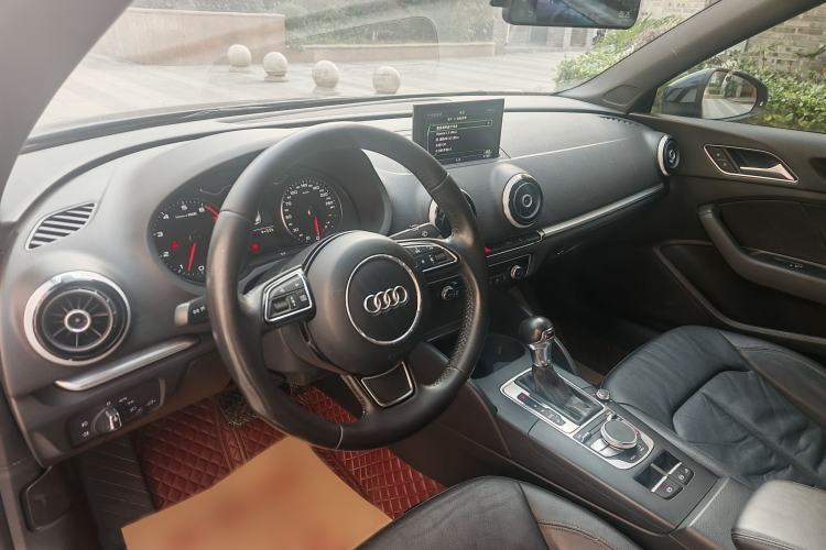 Used Audi A3 2015 Cabriolet 40 TFSI Interior 1