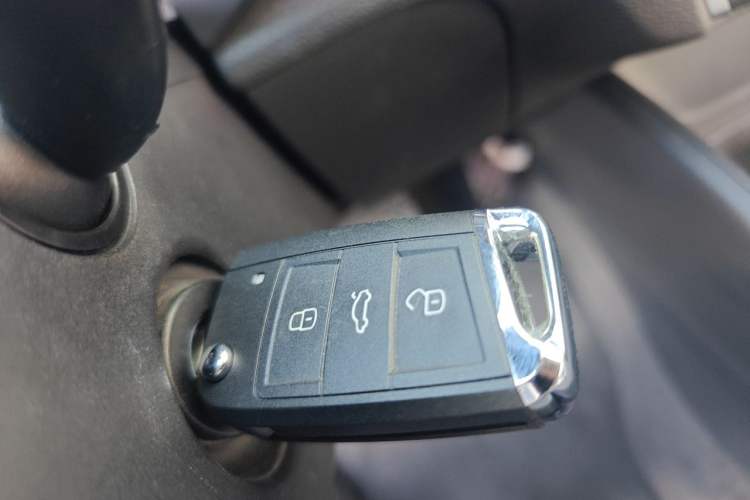 Used Audi A3 2015 Cabriolet 40 TFSI Vehicle Key