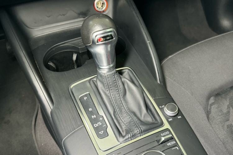 Used Audi A3 2015 Sportback 35 TFSI Millionth Anniversary Intelligent Leading Model Interior 13