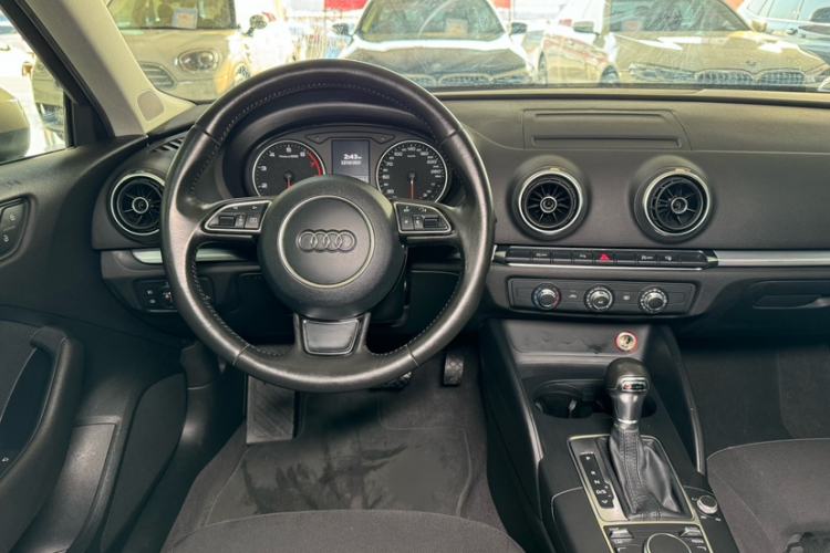 Used Audi A3 2015 Sportback 35 TFSI Millionth Anniversary Intelligent Leading Model Interior 9