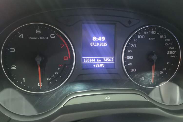 Used Audi A3 2015 Limousine 35 TFSI Millionth Anniversary Comfort Model Odometer Close Up
