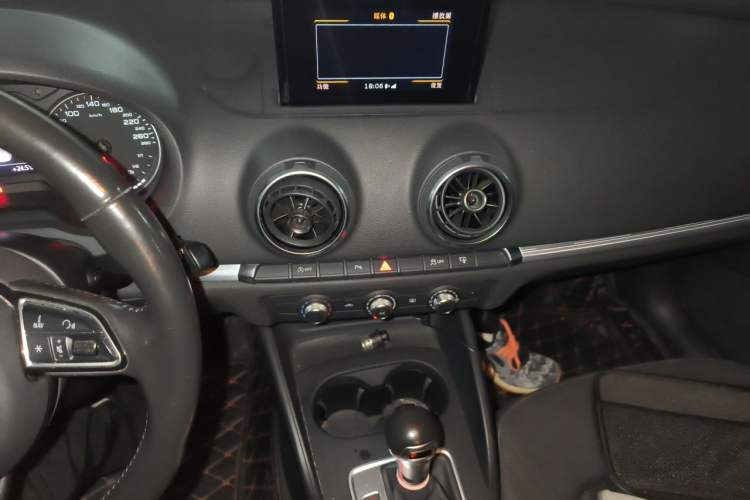 Used Audi A3 2015 Sportback 35 TFSI Millionth Anniversary Intelligent Leading Model Audio And AC Panel