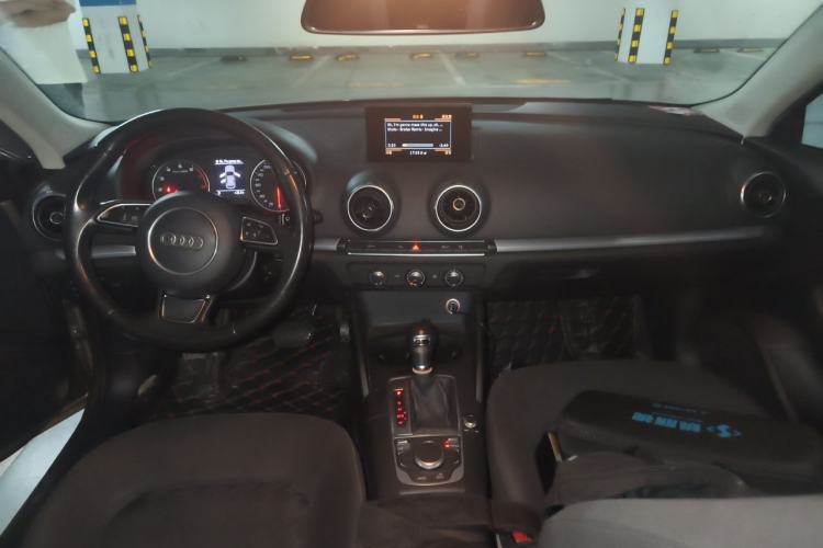 Used Audi A3 2015 Sportback 35 TFSI Millionth Anniversary Intelligent Leading Model Center Console
