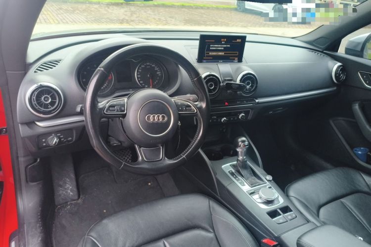 Used Audi A3 2015 Cabriolet 40 TFSI Center Console