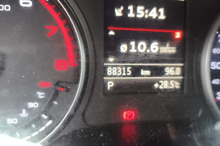 Used Audi A3 2015 Cabriolet 40 TFSI Odometer Close Up