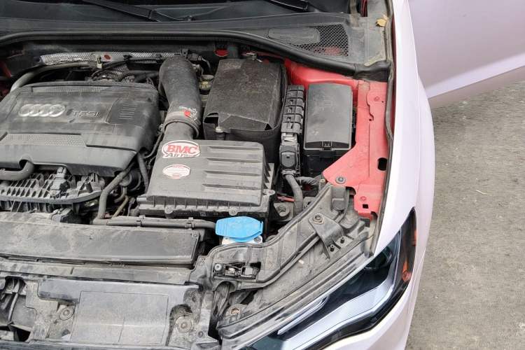 Used Audi A3 2015 Sportback 45 TFSI S line sports model Engine Bay Left