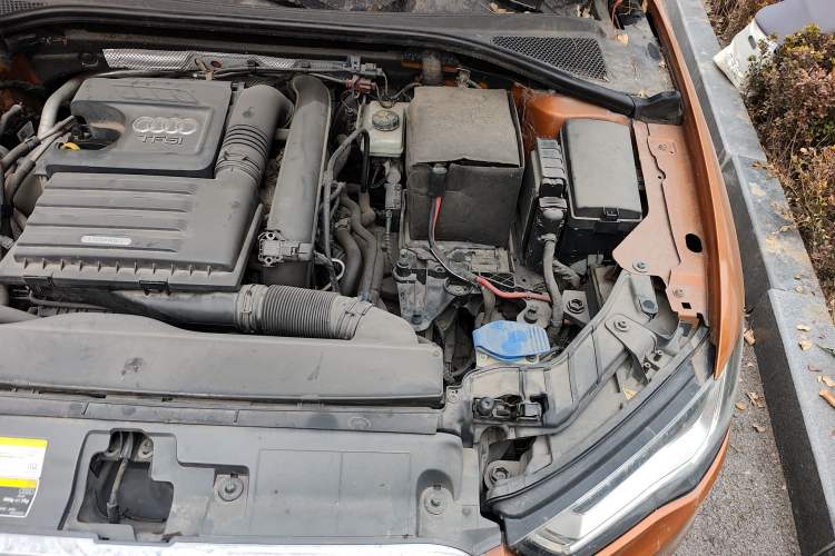Used Audi A3 2015 Sportback 35 TFSI Millionth Anniversary Comfort Model Engine Bay Left