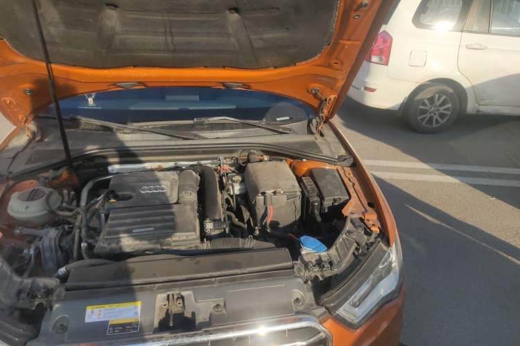 Used Audi A3 2015 Sportback 35 TFSI Millionth Anniversary Comfort Model Engine Bay Left