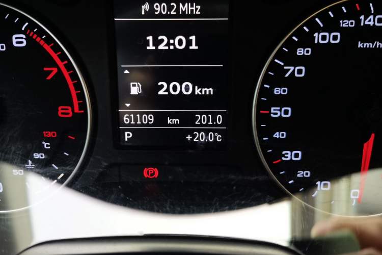 Used Audi A3 2015 Limousine 35 TFSI Millionth Anniversary Intelligent Leading Model Odometer Close Up