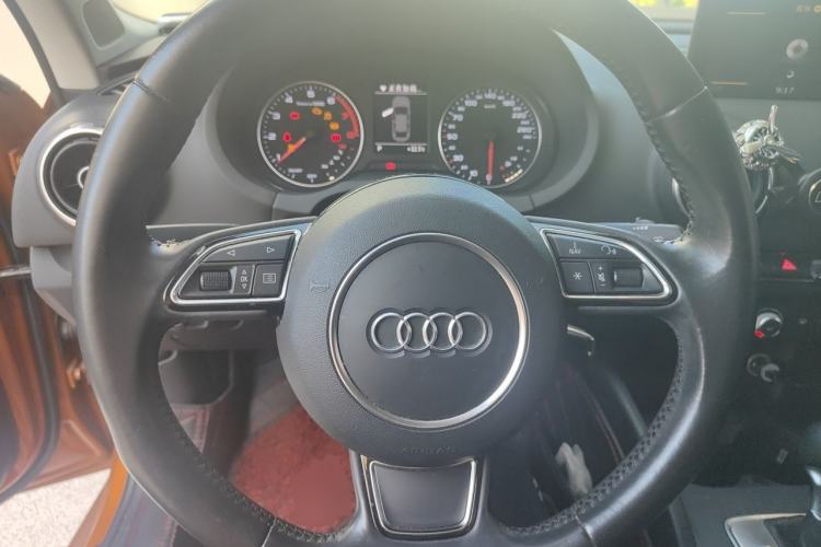 Used Audi A3 2015 Limousine 35 TFSI Millionth Anniversary Comfort Model Steering Wheel