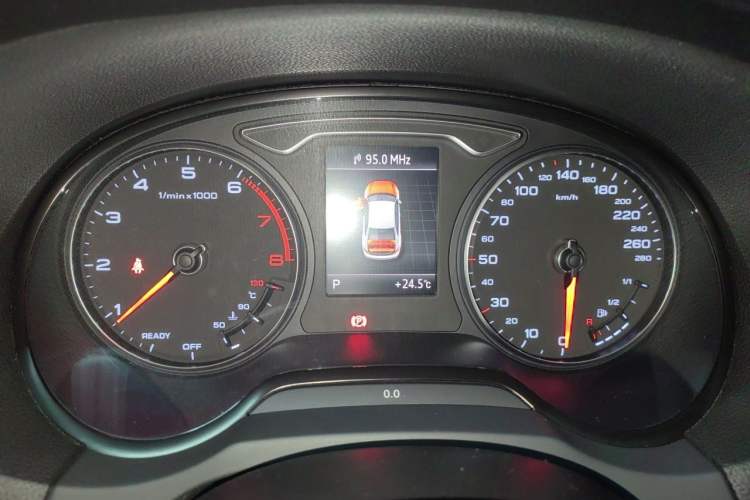 Used Audi A3 2015 Limousine 40 TFSI Automatic Comfort Model Instrument Cluster