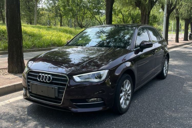 Used Audi A3 2015 Sportback 35 TFSI Millionth Anniversary Intelligent Leading Model Guazi used car, China used car export, Used car for sale, Used cars, Cheapest cars for sale
