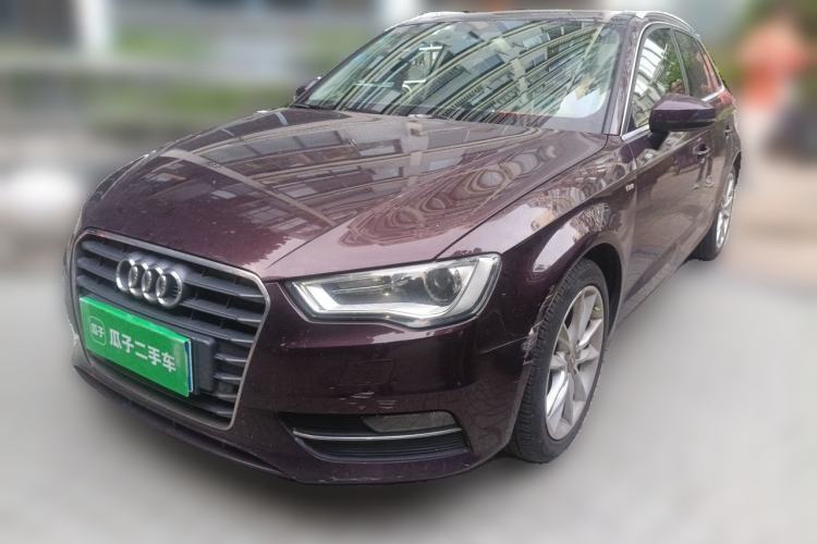 Used Audi A3 2015 Sportback 40 TFSI Automatic Comfort Model Guazi used car, China used car export, Used car for sale, Used cars, Cheapest cars for sale