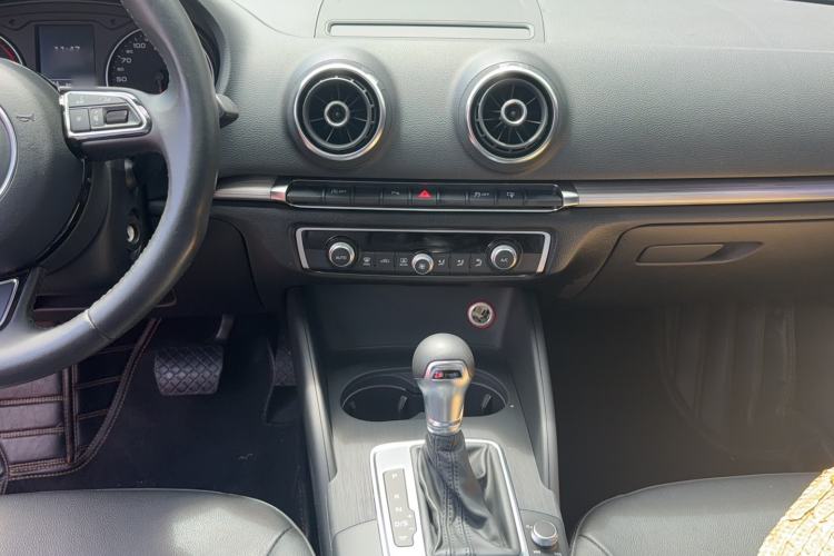 Used Audi A3 2015 Limousine 35 TFSI Millionth Anniversary Comfort Model Audio And AC Panel