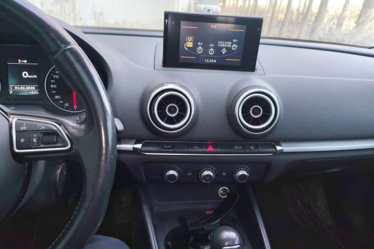 Used Audi A3 2015 Sportback 35 TFSI Millionth Anniversary Intelligent Leading Model Audio And AC Panel