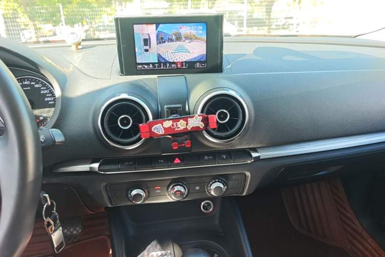 Used Audi A3 2015 Limousine 35 TFSI Millionth Anniversary Intelligent Leading Model Audio And AC Panel