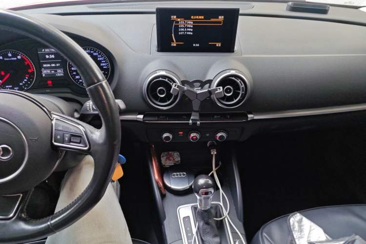 Used Audi A3 2015 Limousine 35 TFSI Millionth Anniversary Intelligent Leading Model Audio And AC Panel