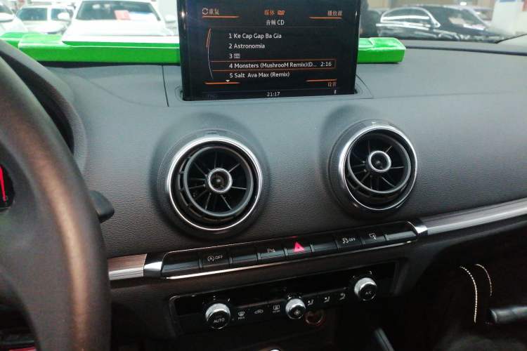 Used Audi A3 2015 Limousine 40 TFSI Automatic Comfort Model Audio And AC Panel