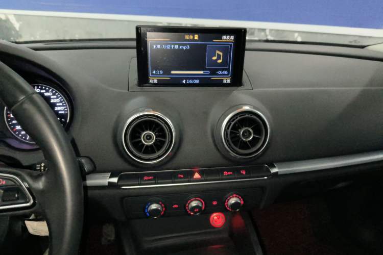 Used Audi A3 2015 Limousine 35 TFSI Millionth Anniversary Intelligent Leading Model Audio And AC Panel