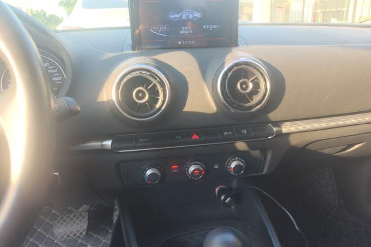Used Audi A3 2015 Limousine 35 TFSI Millionth Anniversary Intelligent Leading Model Audio And AC Panel