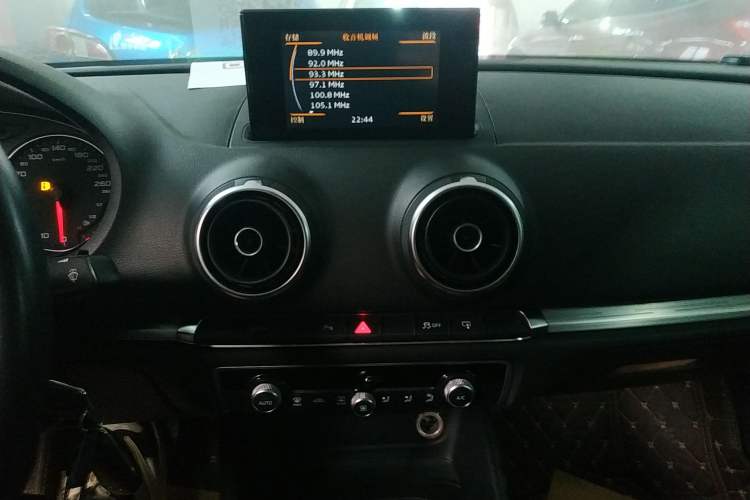Used Audi A3 2015 Limousine 35 TFSI Millionth Anniversary Comfort Model Audio And AC Panel