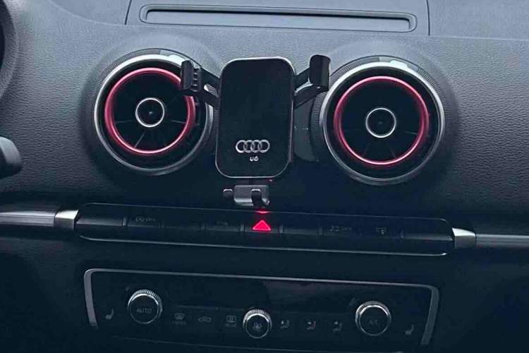 Used Audi A3 2015 Sportback 35 TFSI Millionth Anniversary Enjoyment Model Audio And AC Panel