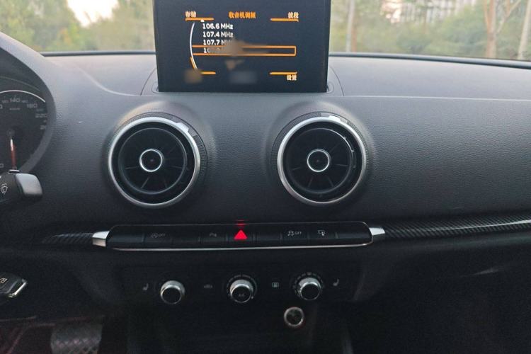 Used Audi A3 2015 Limousine 35 TFSI Millionth Anniversary Intelligent Leading Model Audio And AC Panel