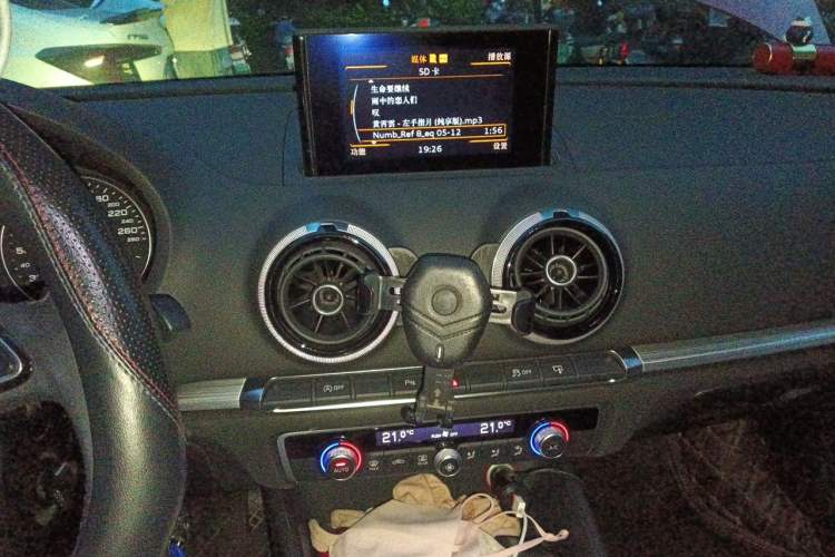Used Audi A3 2015 Limousine 35 TFSI Millionth Anniversary Comfort Model Audio And AC Panel