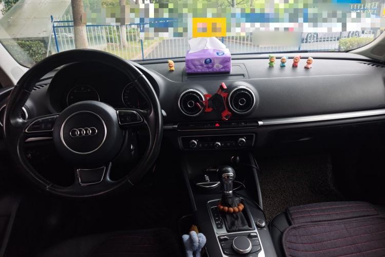 Used Audi A3 2015 Sportback 35 TFSI Millionth Anniversary Comfort Model Center Console