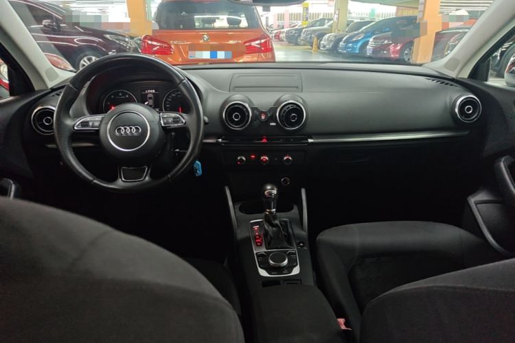 Used Audi A3 2015 Limousine 35 TFSI Millionth Anniversary Intelligent Leading Model Center Console