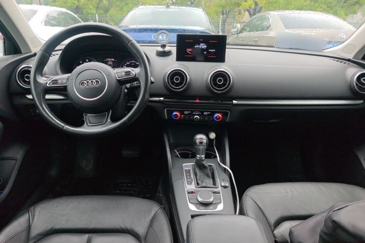 Used Audi A3 2015 Sportback 35 TFSI Millionth Anniversary Comfort Model Center Console