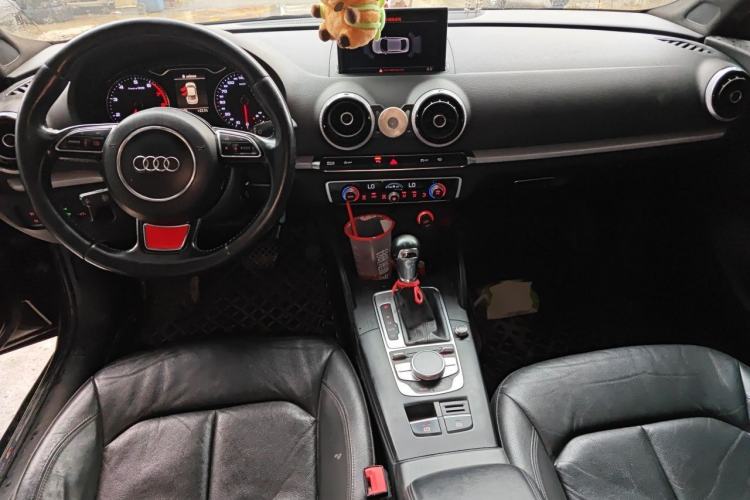 Used Audi A3 2015 Limousine 45 TFSI S line Luxury Model Center Console