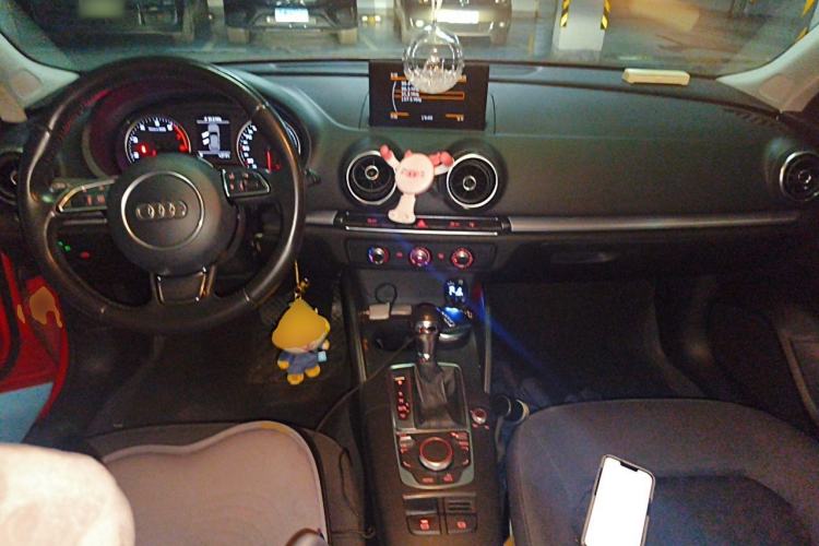 Used Audi A3 2015 Sportback 35 TFSI Millionth Anniversary Intelligent Leading Model Center Console