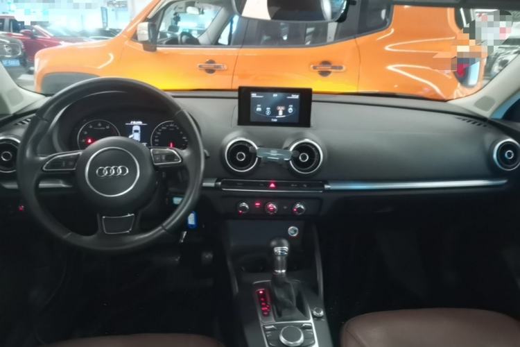 Used Audi A3 2015 Sportback 35 TFSI Millionth Anniversary Intelligent Leading Model Center Console