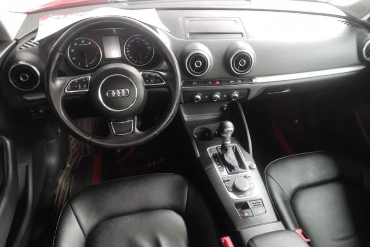 Used Audi A3 2015 Limousine 35 TFSI Millionth Anniversary Intelligent Leading Model Center Console