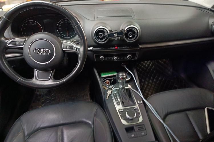 Used Audi A3 2015 Sportback 35 TFSI Millionth Anniversary Comfort Model Center Console