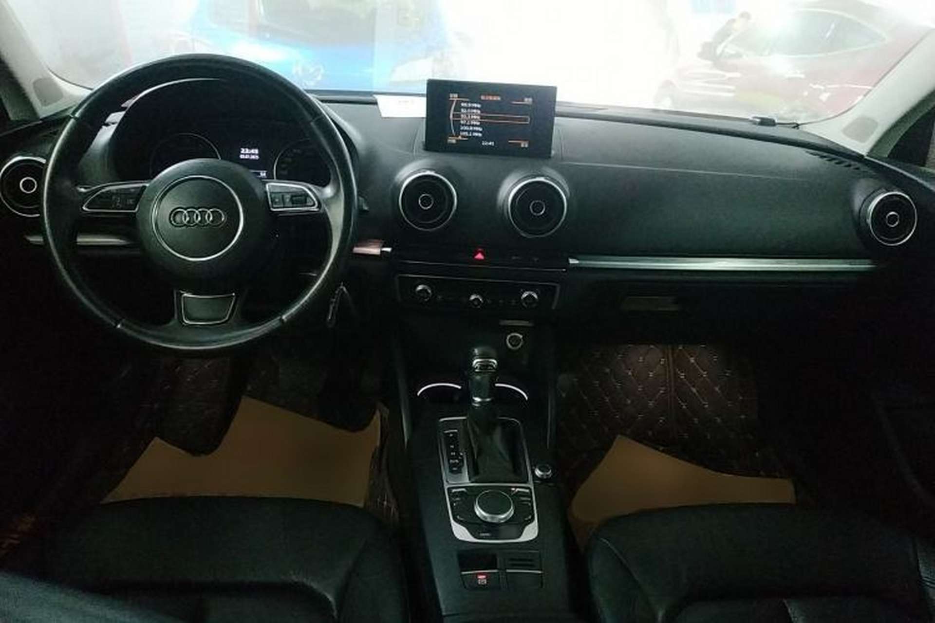 Used Audi A3 2015 Limousine 35 TFSI Millionth Anniversary Comfort Model Center Console