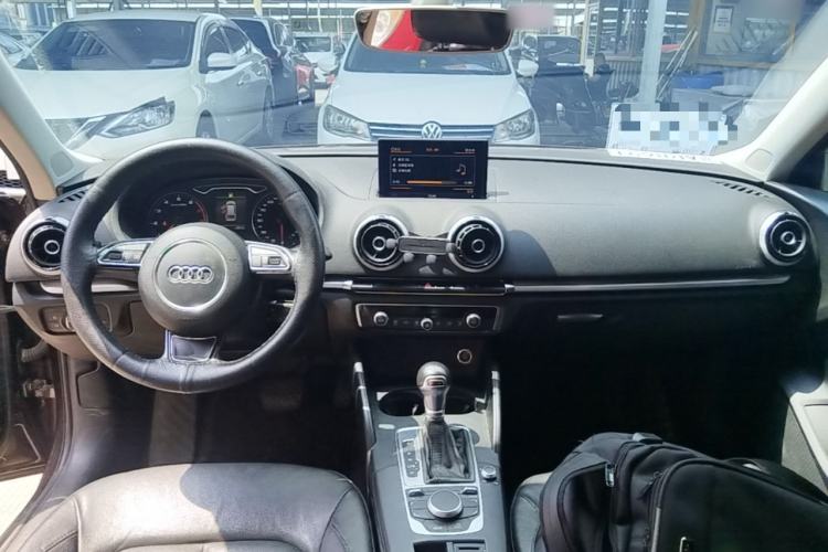 Used Audi A3 2015 Sportback 40 TFSI Automatic Comfort Model Center Console